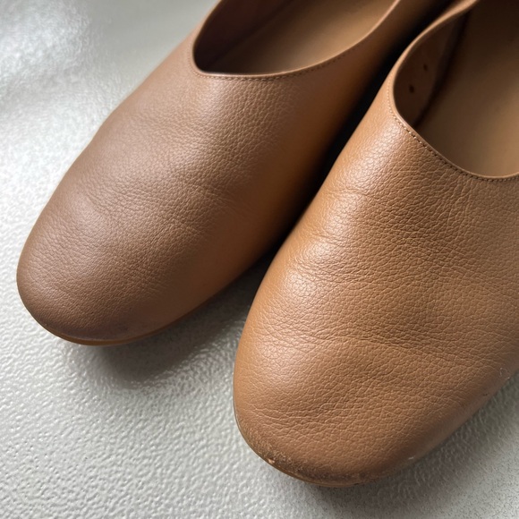 Everlane day glove ballet flat shoes tan size 8 good condition - Picture 3 of 7